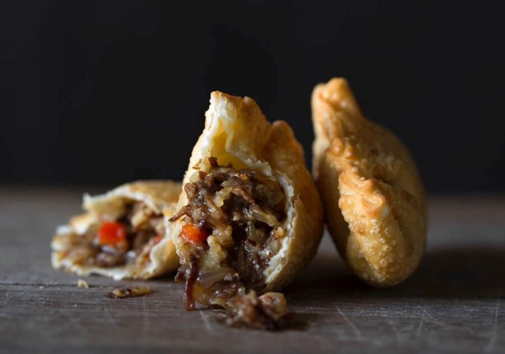 Empanadas fritas de charqui